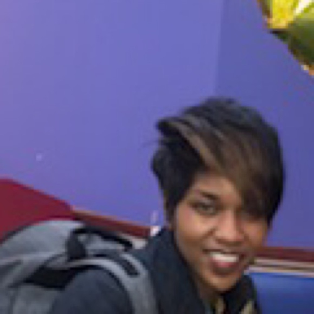 Meet your Posher, Torri